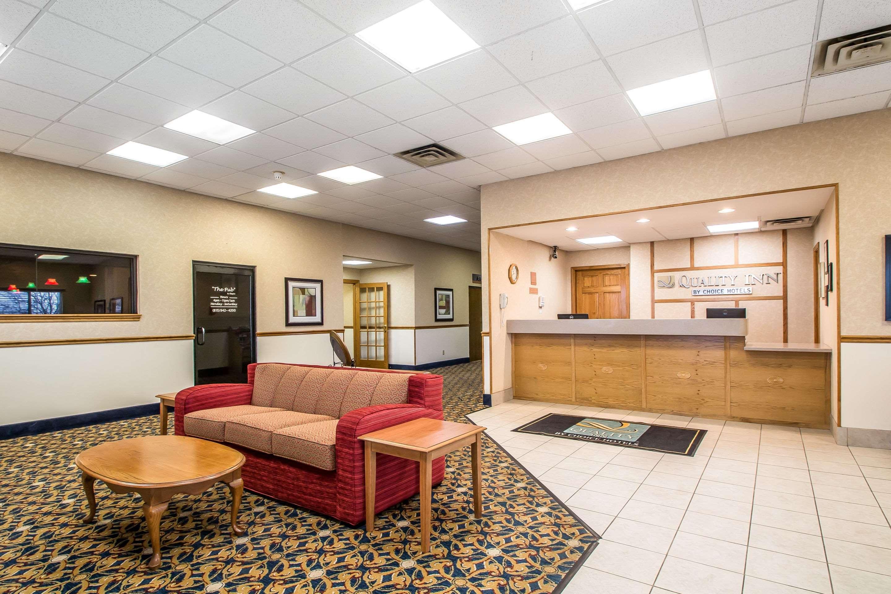 Quality Inn Morris I-80 Экстерьер фото
