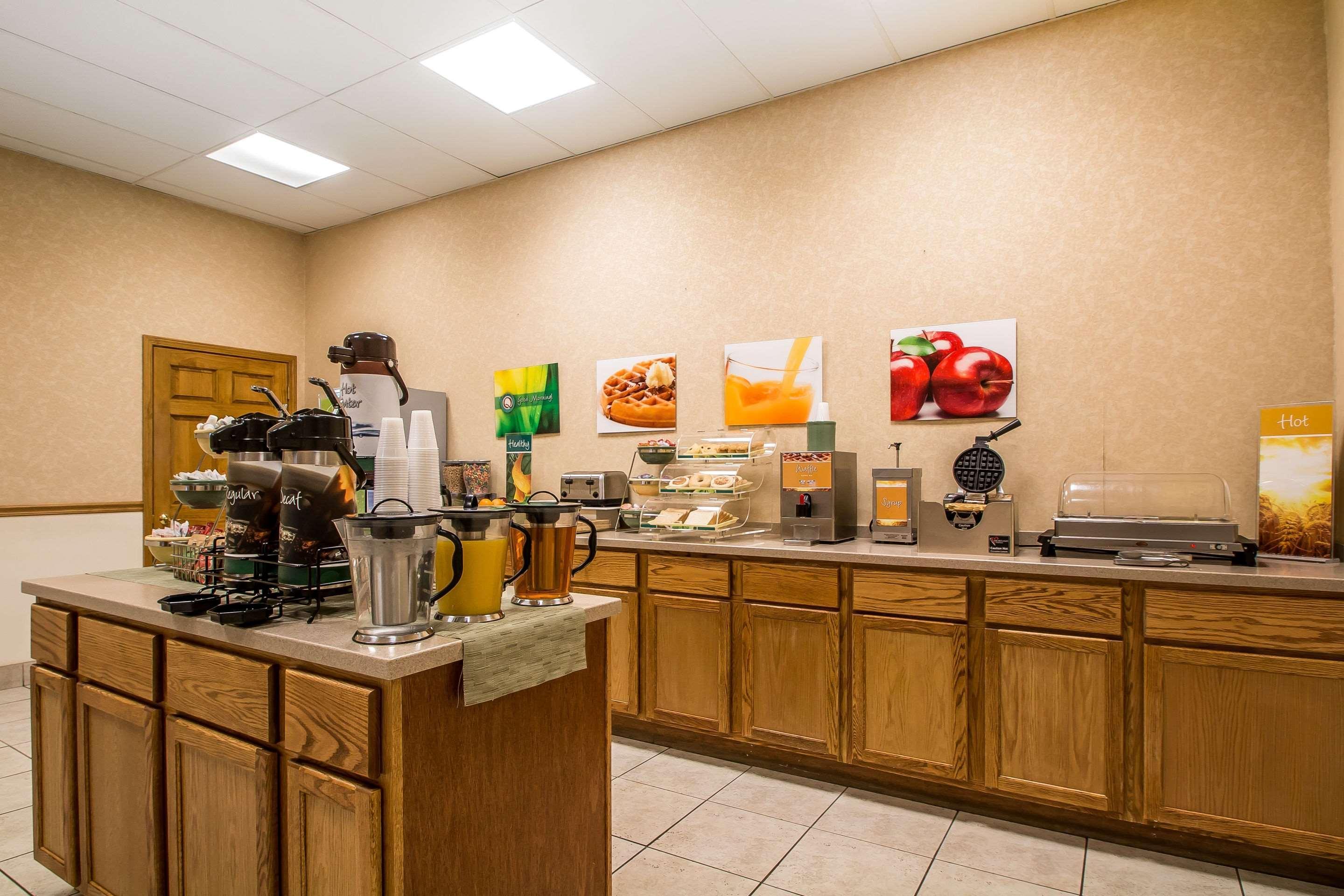 Quality Inn Morris I-80 Экстерьер фото