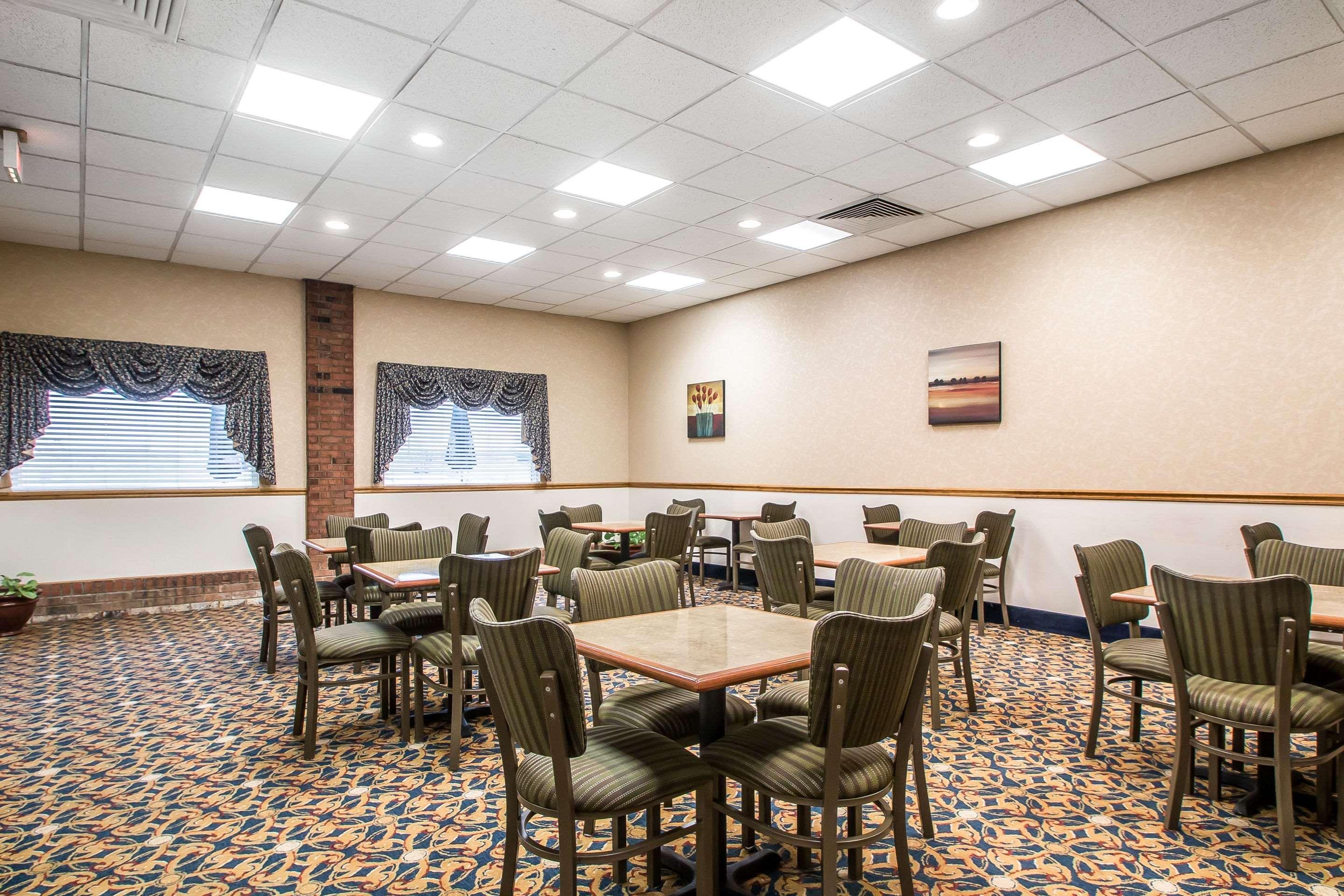 Quality Inn Morris I-80 Экстерьер фото